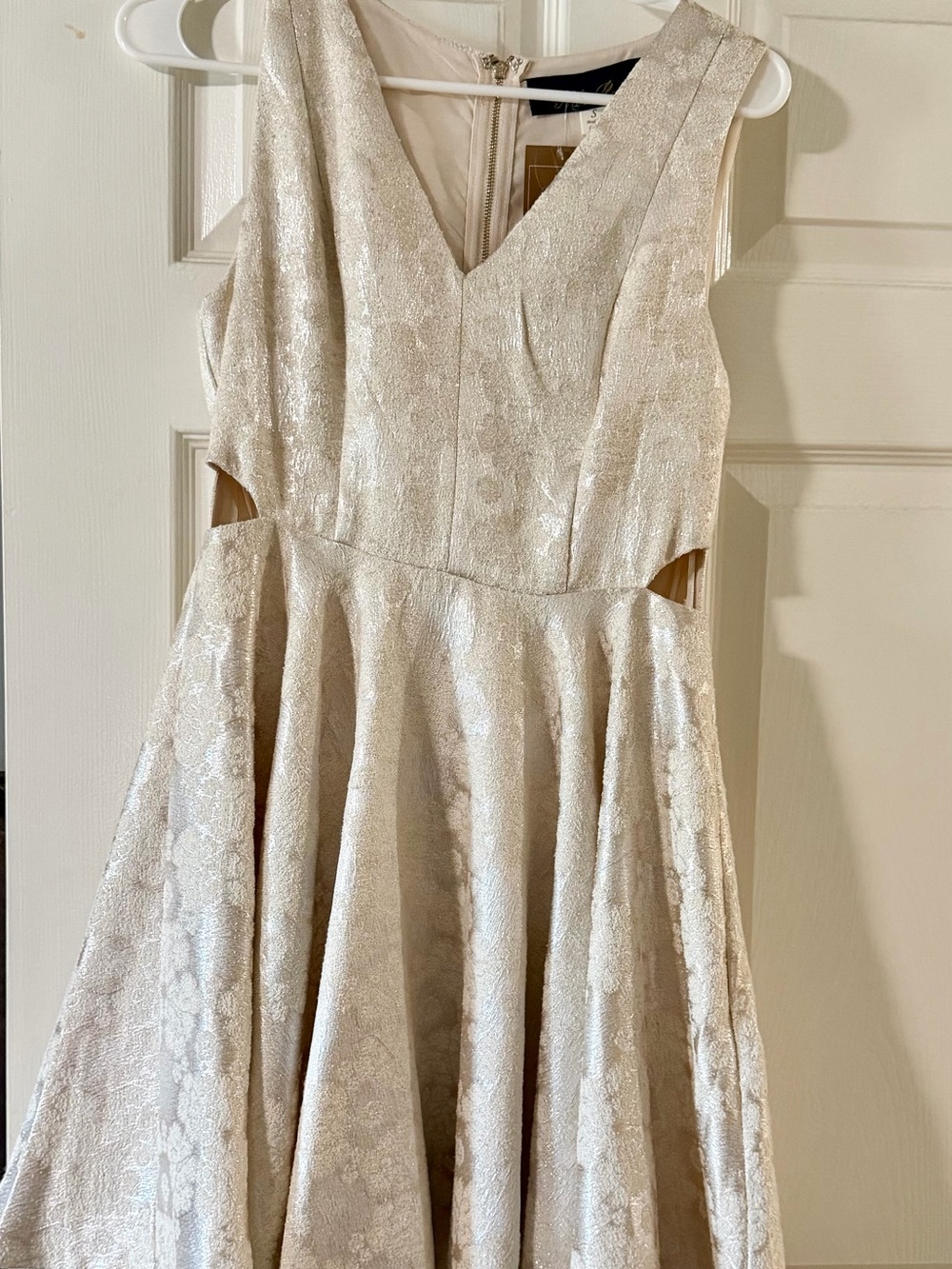 Ivory Floral Jacquard V-Neck Fit & Flare Dress